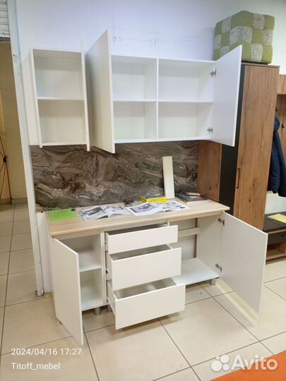 Готовая кухня со столешницей 1600