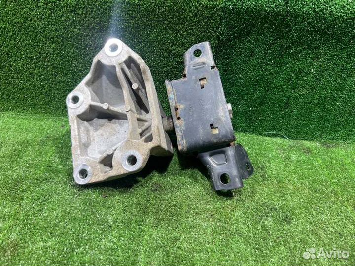 Подушка АКПП Hyundai Solaris седан 1.6 2017