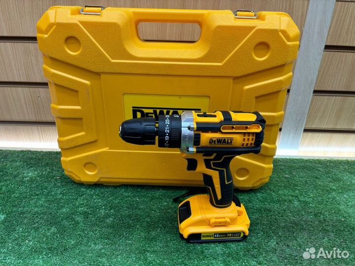 Шуруповерт Dewalt Не указана