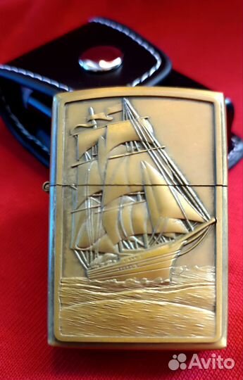 Бензиновая зажигалкапод zippo