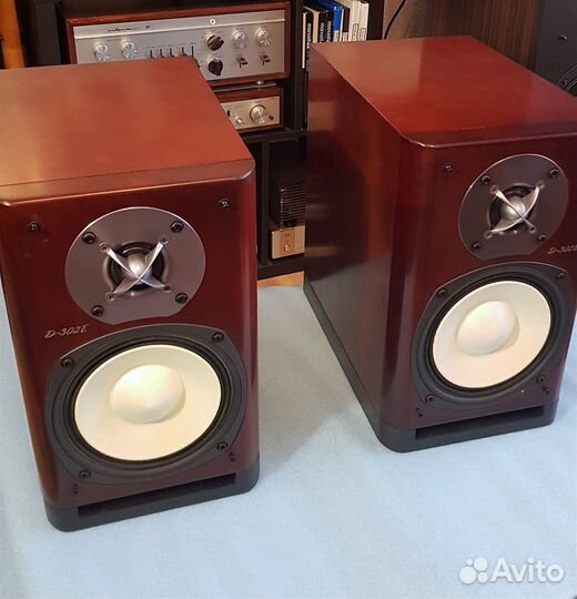 Onkyo D-302E