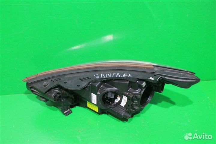 Фара правая Hyundai Santa Fe 3 рестайлинг 2015