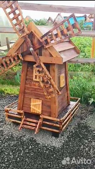 Мельница для дачи, дома