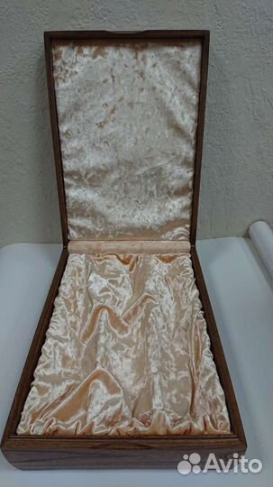 Коробка-шкатулка подарочная на 3 бутылки