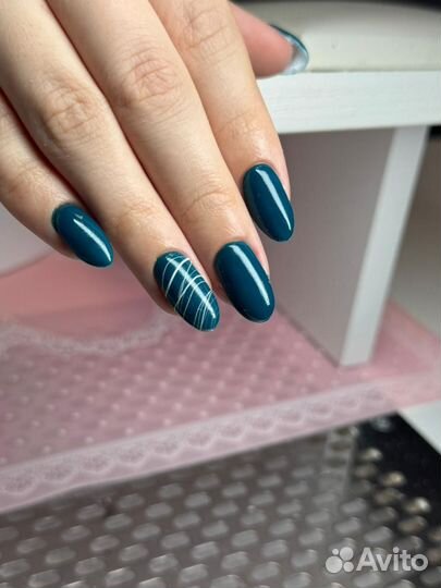 Модель на наращивание ногтей