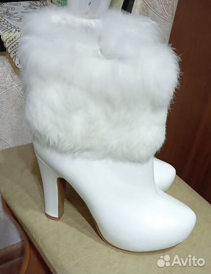 Сапоги женские