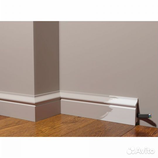 Напольный плинтус
