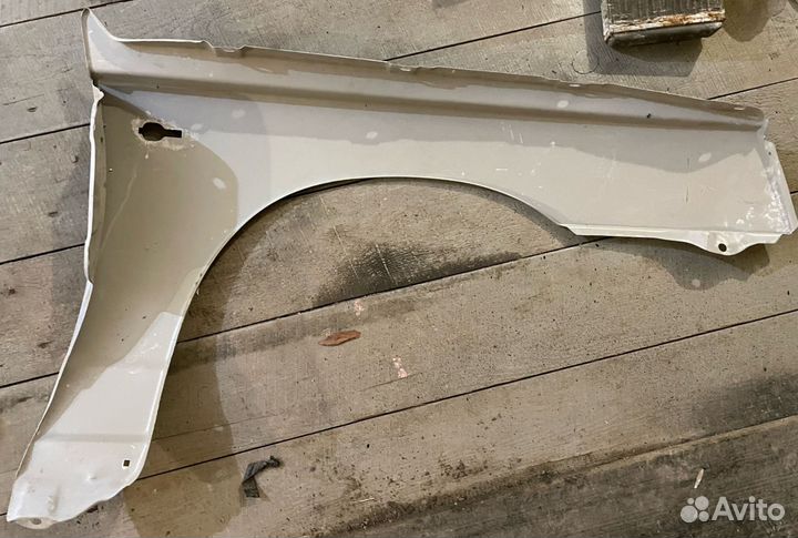 Крыло переднее леаое ваз 2110