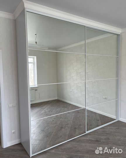 Шкаф-купе в стиле IKEA