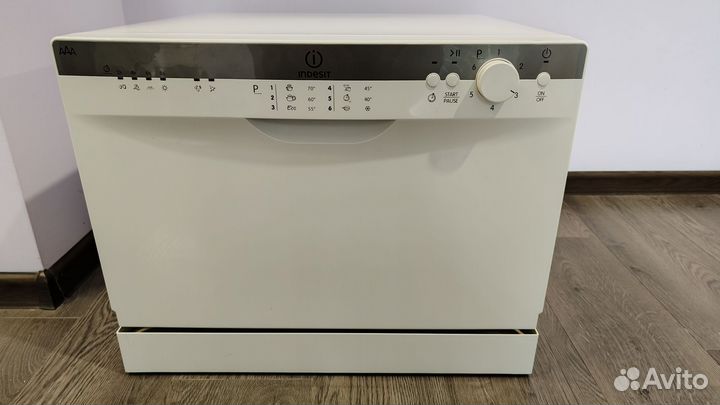 Компактная посудомоечная машина Indesit ICD 661