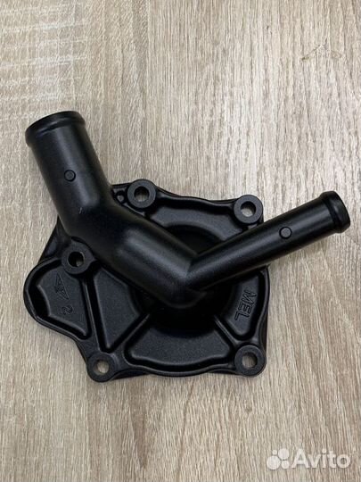 Крышка помпы Honda Cbr1000rr 04-07