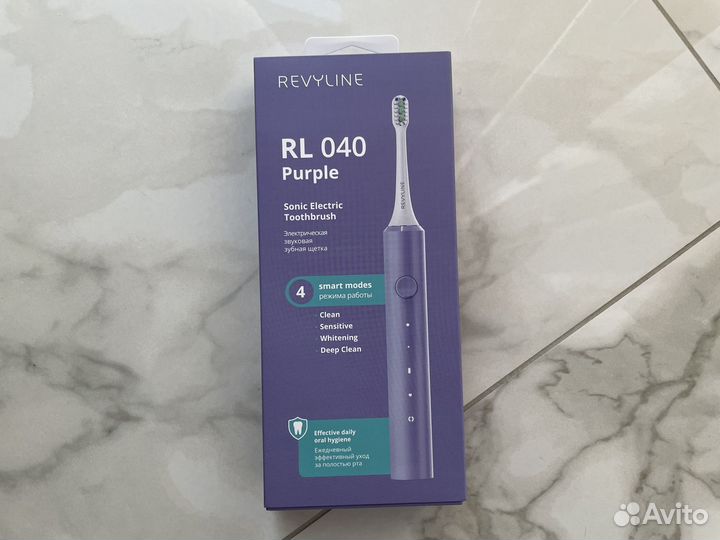 Электрическая зубная щетка Revyline RL 040