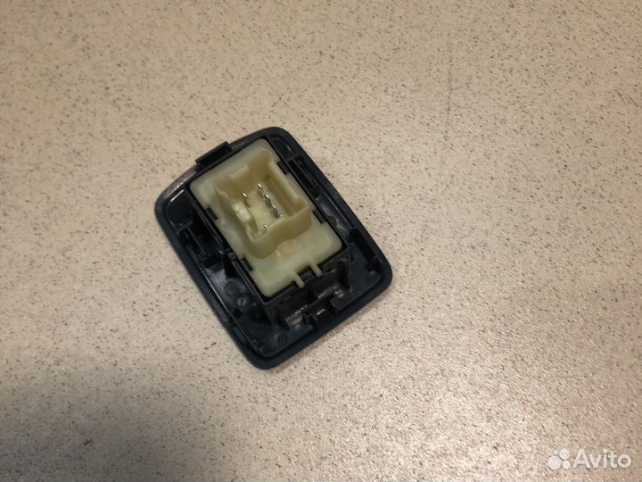 Renault logan 2 Кнопка стеклоподъемника