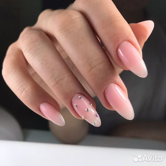 Маникюр, педикюр