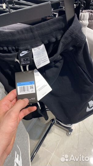 Шорты мужские Nike широкие