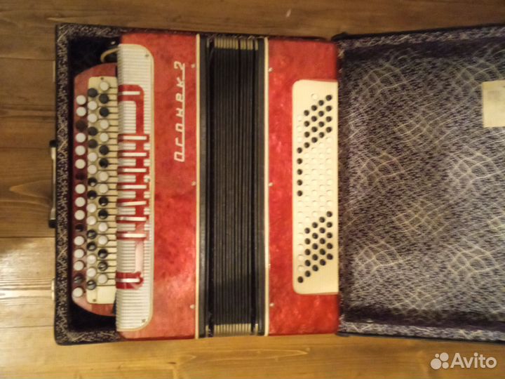 Продаю баян огонёк 2 в идеальном состоянии