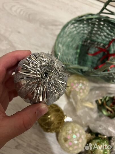 Елочные игрушки