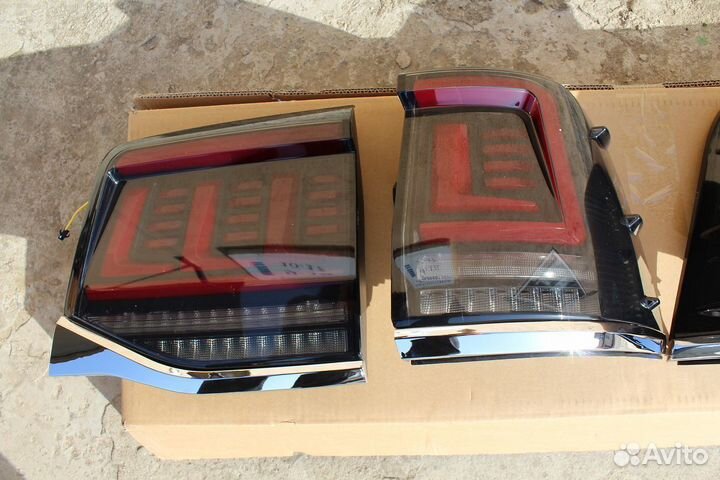 Land Cruiser 200 2016+ Тюнинг Стоп Сигналы M8VB1