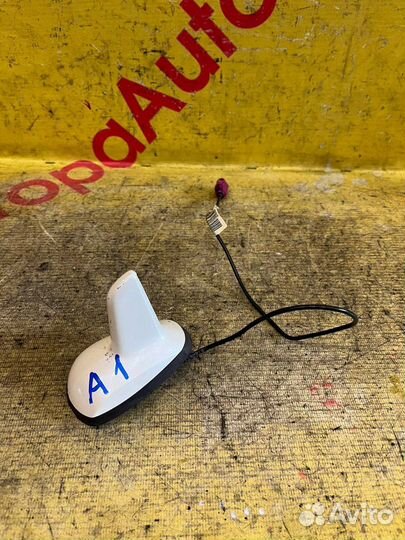 Антенна Mercedes-Benz S-Class W221