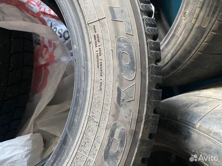 Toyo 310 225/60 R17