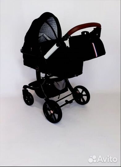 Коляска Luxmom