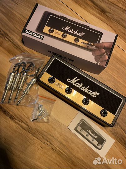 Настенная ключница Marshall