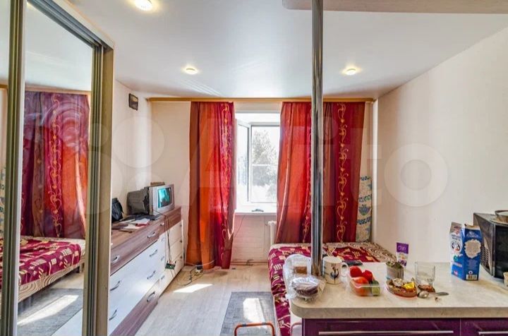 Комната 9 м² в 4-к., 2/5 эт.