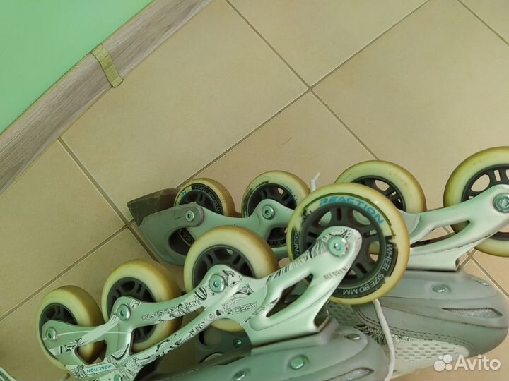 Роликовые коньки женские Reaction