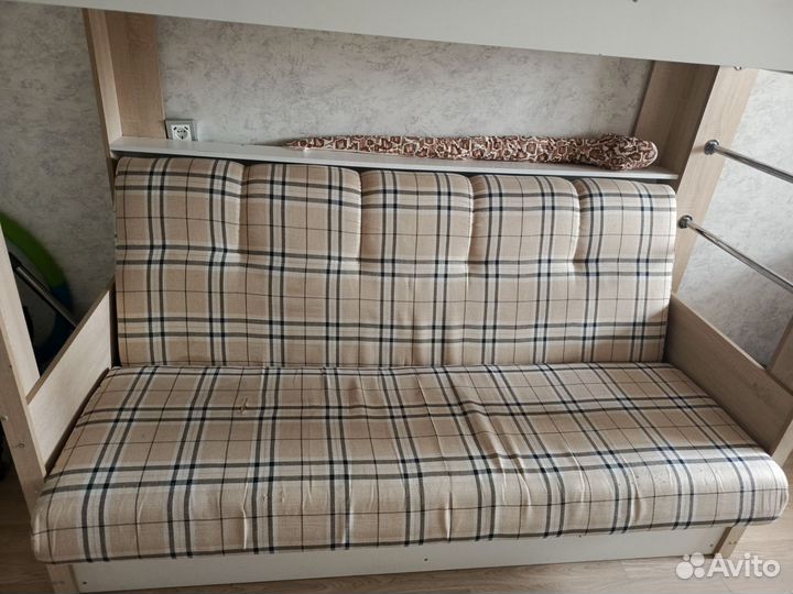 Двухъярусная кровать с диваном бу
