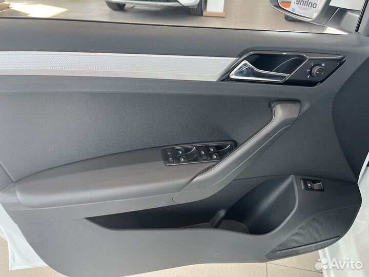Jetta VA3 1.5 AT, 2023