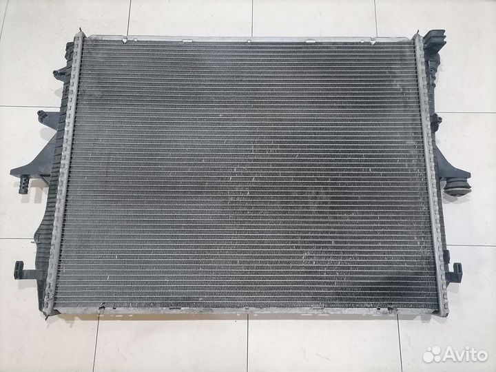Радиатор охлаждения VW Touareg GP / Audi Q7