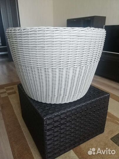 Искусственный пруд