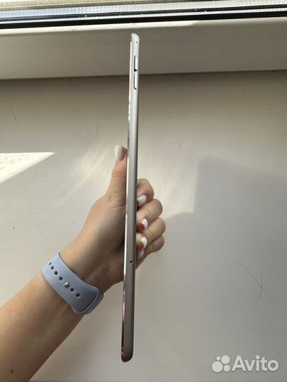 iPad mini 4 wifi - cellular 64gb