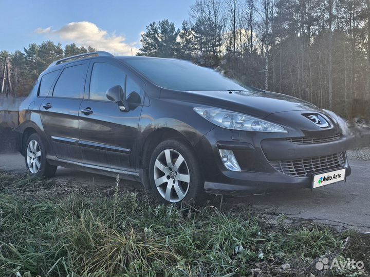 Peugeot 308 1.6 AT, 2010, 228 960 км