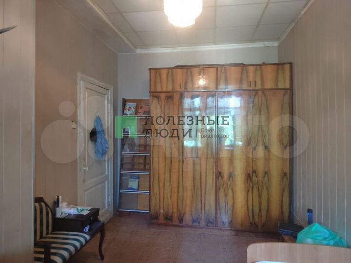 4-к. квартира, 90 м², 2/5 эт.