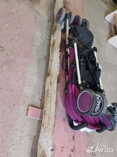 Прогулочная коляска