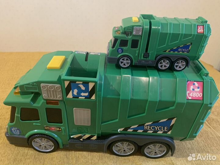 Мусоровозы dickie toys
