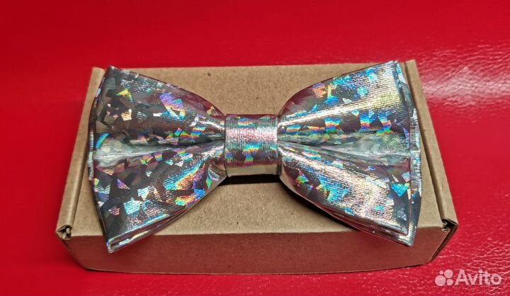 Бабочка серебряная