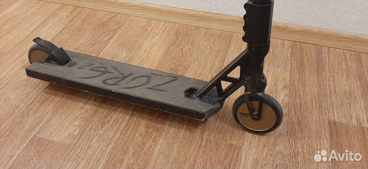 Трюковой самокат tech team zorg21