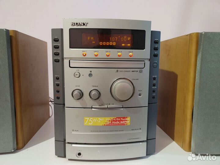 Музыкальный центр Sony MHC-NXM1