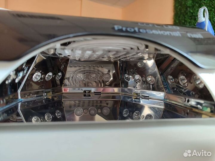 Лампа для сушки гель лака