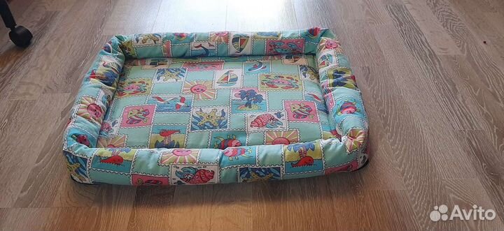 Лежанка для собак и кошек57x42см