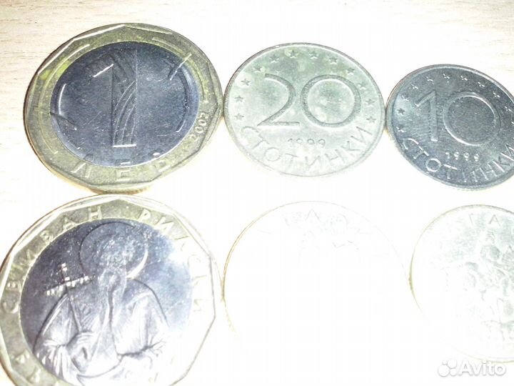 Монеты Болгарии Лев и Стотинки. Почтой