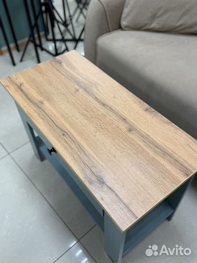 Журнальный столик