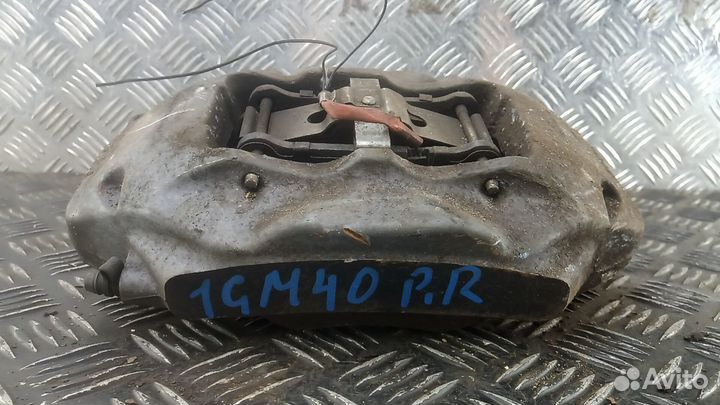 Суппорт тормозной передний правый volkswagen touar