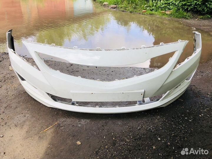 Бампер передний hyundai Solaris оригинал