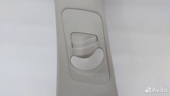 Обшивка центральной стойки левая Hyundai Sonata