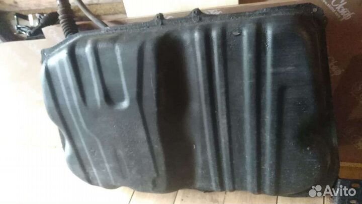 Бензобак и бензонасос тойота камри 40