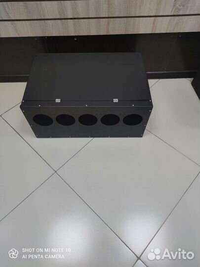 Закрытый корпус для майнинг ферм на 12 видеокарт