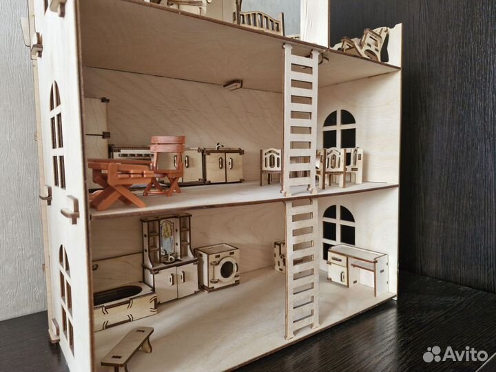 Домик кукольный деревянный с мебелью